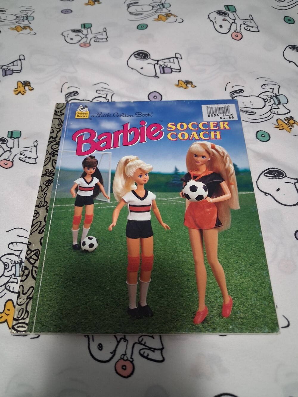 Vintage 1995 Barbie Soccer Coach Little Golden Book Hardcover 107-71 Retro 90s